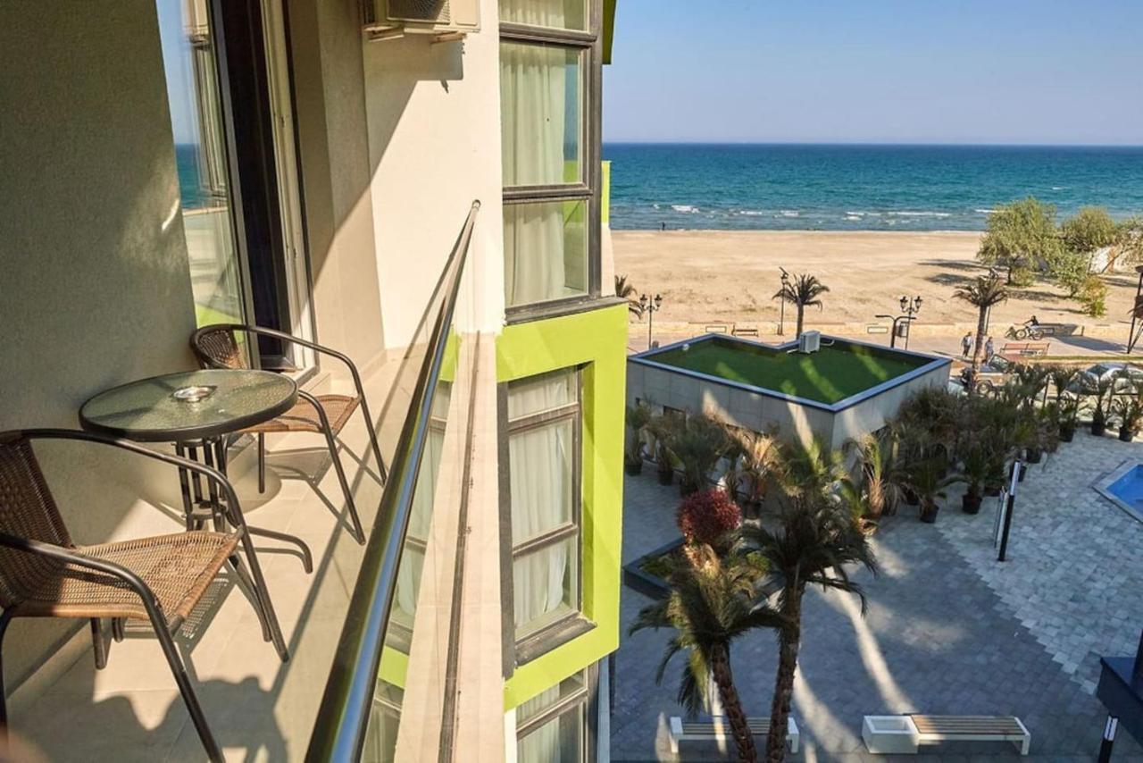 Blue Apartment In Spa N Pool Beach Resort Năvodari Extérieur photo