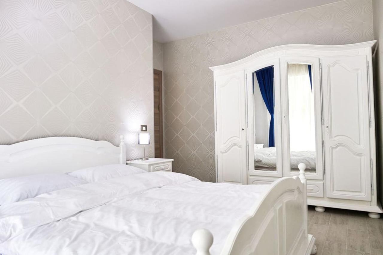 Blue Apartment In Spa N Pool Beach Resort Năvodari Extérieur photo