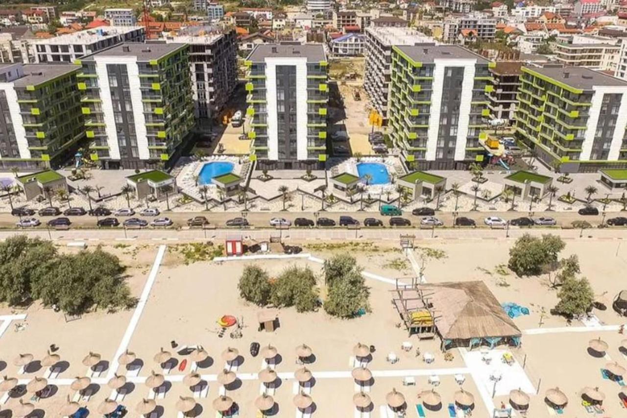 Blue Apartment In Spa N Pool Beach Resort Năvodari Extérieur photo