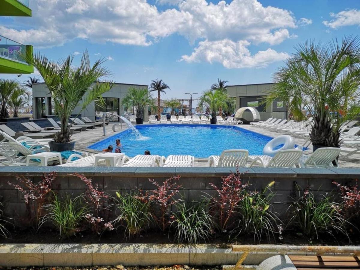 Blue Apartment In Spa N Pool Beach Resort Năvodari Extérieur photo