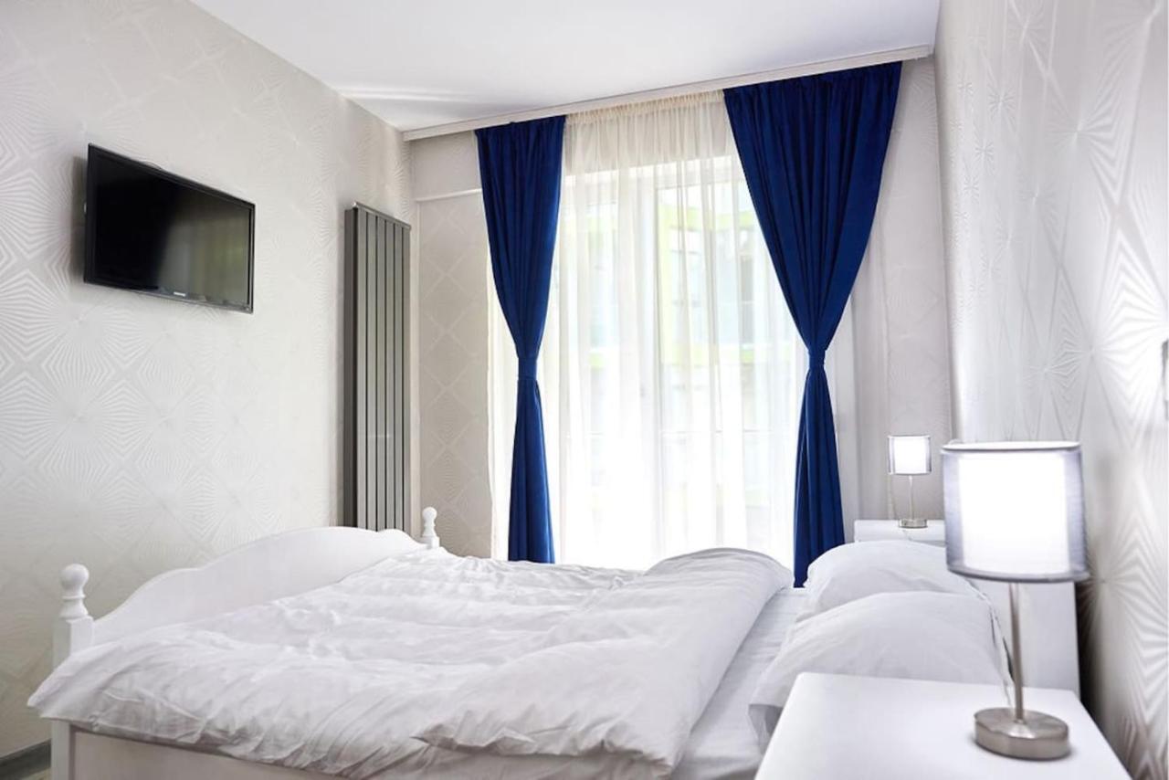 Blue Apartment In Spa N Pool Beach Resort Năvodari Extérieur photo